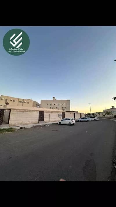 11 Bedroom Apartment for Rent in King Fahd, Madina - Studio Apartment For Rent in King Fahd, Madina