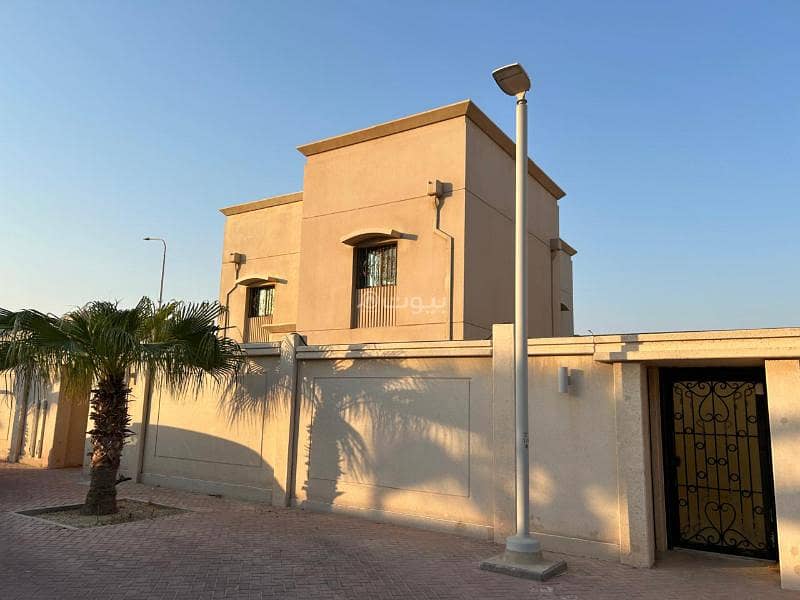 فيلا للبيع في الجبيل الصناعية قريبه من البحر