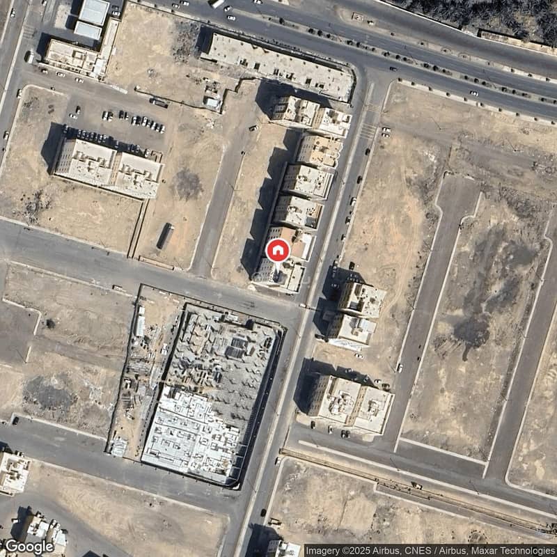 Room in Bani Harithah 18500 SAR - 87834407