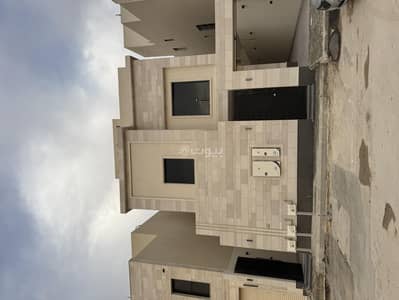 دور 3 غرف نوم للبيع في شرق الرياض، الرياض - دور للبيع في الجنادرية، شرق الرياض
