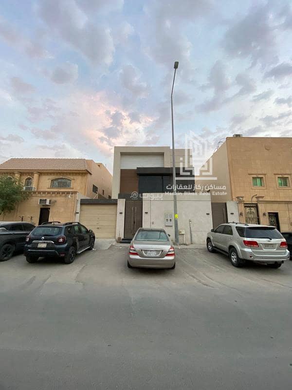 شقة دورين للإيجار - حي الياسمين شقة دورين للإيجار - حي الياسمين