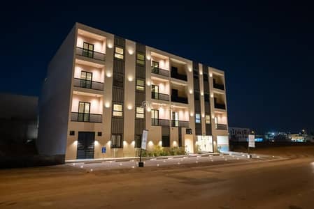 4 Bedroom Apartment for Sale in West Riyadh, Riyadh - Apartment for Sale on Al-Janadriyah Street, Dhahrat Laban District | Riyadh