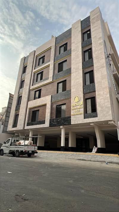 4 Bedroom Flat for Sale in North Jeddah, Jeddah - Luxury 4-room apartment in Al-Salamah neighborhood for sale, brand new and ready for occupancy, immediate transfer.
