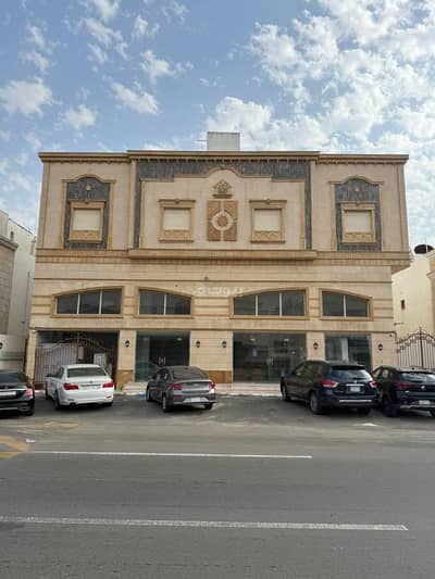 4 Bedroom Apartment for Rent in North Jeddah, Jeddah - Four-room apartment with a large living room - Jeddah - Al-Basatin Neighborhood