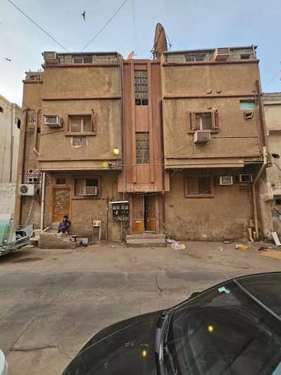 عمارة سكنية 11 غرف نوم للبيع في وسط الرياض، الرياض - مبنى سكني للبيع في المرقب، الرياض