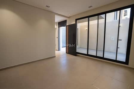 3 Bedroom Floor for Sale in Central Riyadh, Riyadh - Ground floor consisting of 3 bedrooms for sale in Al-Farouq, Riyadh