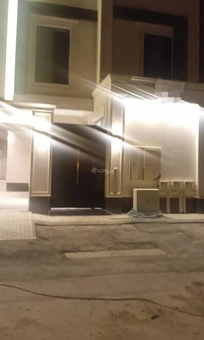 دور 3 غرف نوم للبيع في شرق الرياض، الرياض - دور للبيع في الجنادرية، الرياض
