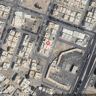 11 Bedroom Residential Building for Sale in Al Zahrah, Madina - Residential building for sale in Al Zahrah, Madinah