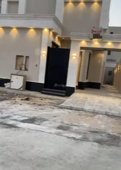 4 Bedroom Villa for Sale in East Riyadh, Riyadh - Villa For Sale in Al Janadriyah, Riyadh