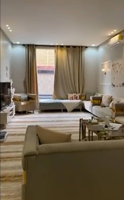 فیلا 5 غرف نوم للايجار في جنوب الرياض، الرياض - فيلا للإيجار في عكاظ ، الرياض