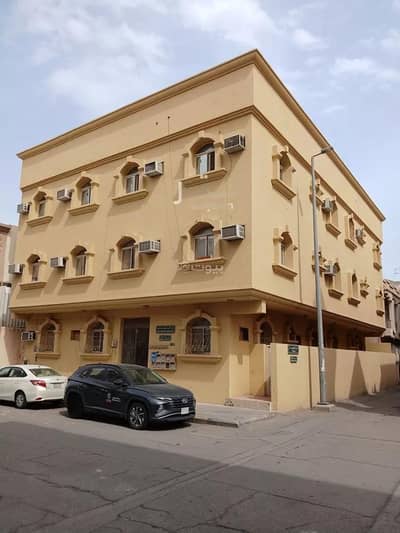 Residential Building for Sale in Madinat Al Umal, Al Khobar - Building For Sale in Al Amarah, Khobar