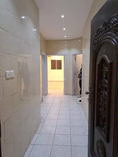 شقة 2 غرفة نوم للايجار في شرق الرياض، الرياض - شقة للإيجار في شارع الصياد, حي الإزدهار, مدينة الرياض, منطقة الرياض