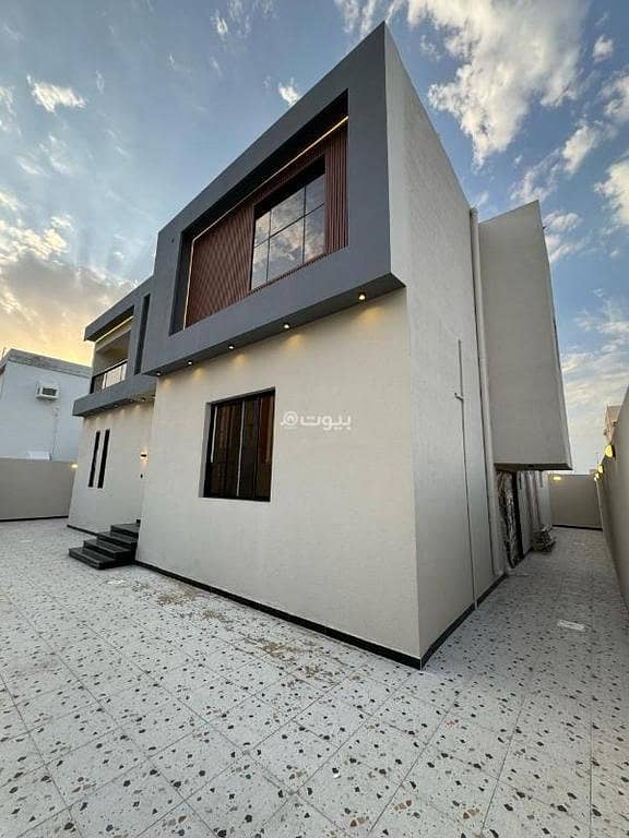 طابق للبيع في المنطقة الصناعية، جازان طابق للبيع في المنطقة الصناعية، جازان