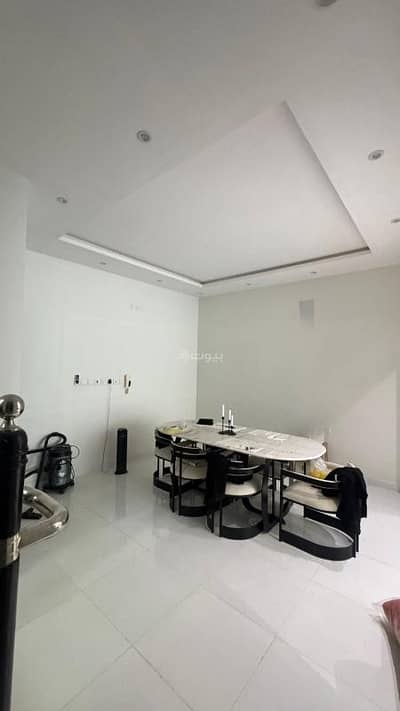 فیلا 9 غرف نوم للايجار في جنوب الرياض، الرياض - فيلا للإيجار في عكاظ