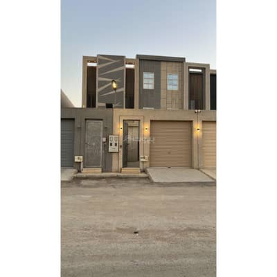 5 Bedroom Floor for Rent in South Riyadh, Riyadh - Floor For Rent in Badr, Riyadh