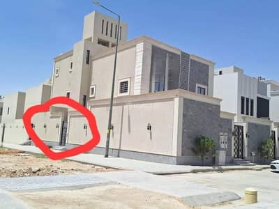 دور 3 غرف نوم للايجار في شمال الرياض، الرياض - طابق للإيجار في العارض، الرياض