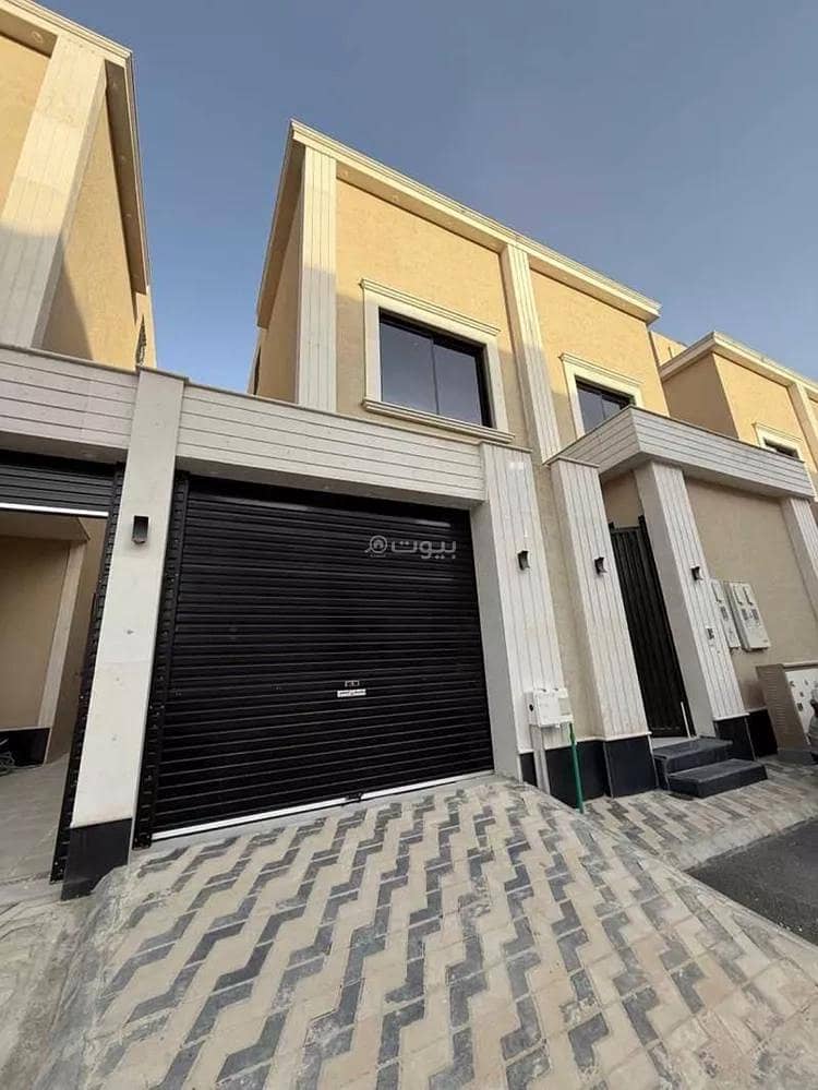 طابق للبيع في حي الندوة، الرياض طابق للبيع في حي الندوة، الرياض