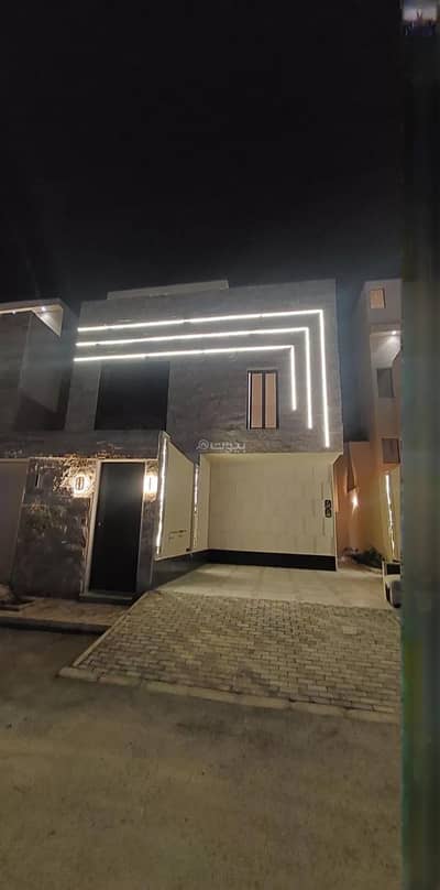 دور 4 غرف نوم للبيع في غرب الرياض، الرياض - طابق للبيع في طويق، الرياض