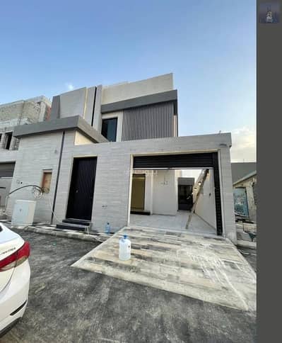 7 Bedroom Villa for Sale in East Riyadh, Riyadh - Villa For Sale in Al Janadriyah, Riyadh