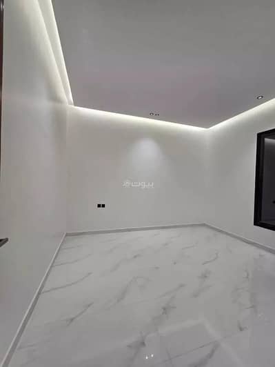5 Bedroom Floor for Sale in East Riyadh, Riyadh - Floor For Sale in Al Janadriyah, Riyadh
