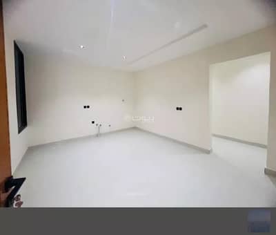 6 Bedroom Floor for Sale in East Riyadh, Riyadh - Floor For Sale in Al Janadriyah, Riyadh