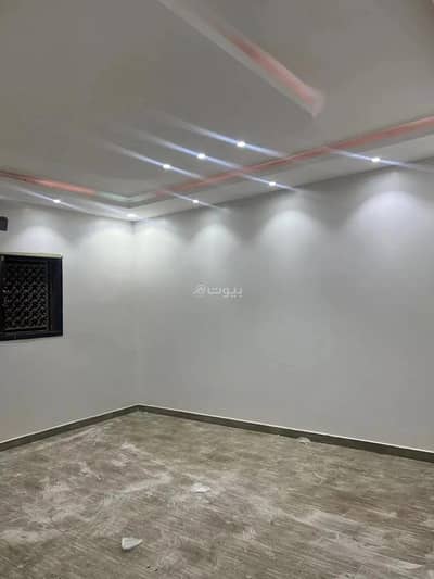 دور 5 غرف نوم للايجار في شرق الرياض، الرياض - دور للإيجار في السعادة، الرياض