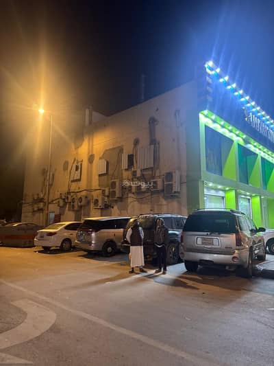 4 Bedroom Residential Building for Sale in East Riyadh, Riyadh - Residential building for sale in Al-Naseem Al-Gharbi, Riyadh