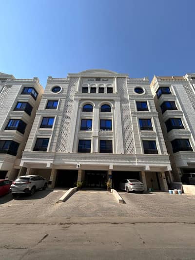 فلیٹ 5 غرف نوم للايجار في شمال جدة، جدة - شقة للإيجار السنوي في جدة حي الواحة