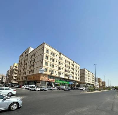 Office for Rent in Central Jeddah, Jeddah - Commercial office for rent on Abdulaziz Street, Al-Faisaliah neighborhood, Jeddah City, Makkah Region