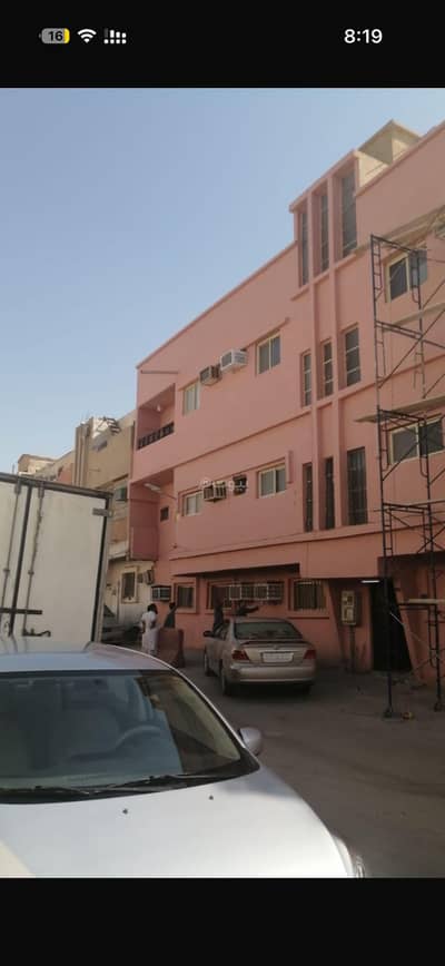 Residential Building for Sale in Central Riyadh, Riyadh - Residential Building in Central Riyadh，Manfuhah 1750000 SAR - 87839405