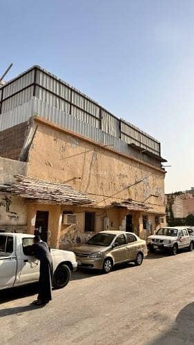 فیلا 10 غرف نوم للبيع في وسط الرياض، الرياض - فيلا للبيع في شارع فرج بن قاسم, حي منفوحة, مدينة الرياض, منطقة الرياض