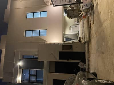 3 Bedroom Floor for Sale in East Riyadh, Riyadh - First floor for sale in Granada, Riyadh