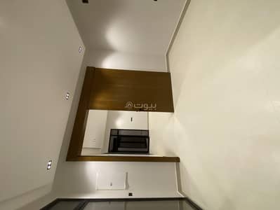 دور 3 غرف نوم للبيع في شرق الرياض، الرياض - دور ارضي للبيع في قرطبة، الرياض