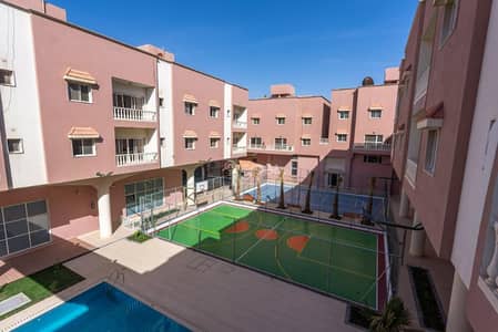 3 Bedroom Villa for Rent in North Riyadh, Riyadh - Villas and apartments for rent in Al Wurud Compound, featuring a prime location and a comfortable living environment