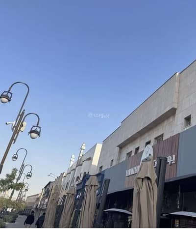 شقة 3 غرف نوم للايجار في شمال الرياض، الرياض - شقة للإيجار في الورود، الرياض