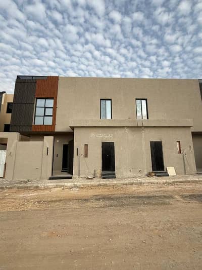 4 Bedroom Villa for Sale in West Riyadh, Riyadh - Luxurious modern duplex in AlMahdia neighborhood