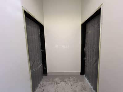 دور 3 غرف نوم للبيع في شرق الرياض، الرياض - دور علوى للبيع حى الأندلس