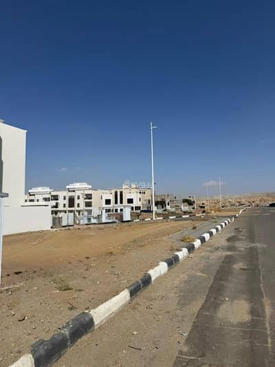 Residential Land for Sale in Al Dhurfah, Khamis Mushait - Residential land for sale directly from the owner in Khamis Mushait, Al-Dhafah neighborhood, Al-Rajhi plan.