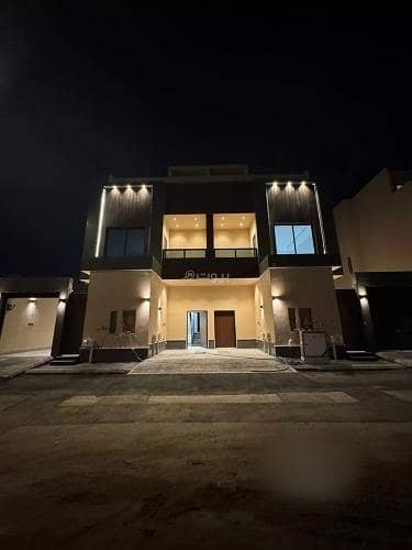 5 Bedroom Floor for Sale in East Riyadh, Riyadh - Floor For Sale in Al Janadriyah, Riyadh