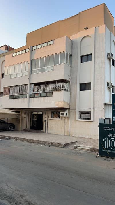 10 Bedroom Residential Building for Sale in North Jeddah, Jeddah - Residential Building For Sale in Al Safa, Jeddah