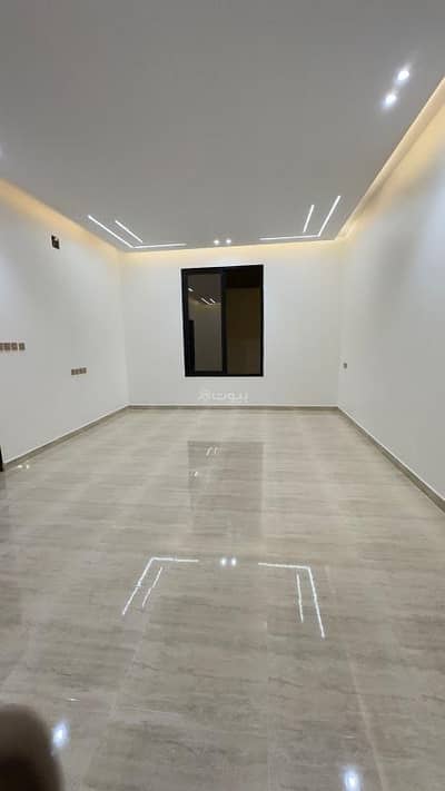 3 Bedroom Floor for Sale in West Riyadh, Riyadh - Ground floor for sale in Al-Oraijaa Al-Gharbi neighborhood