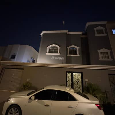 3 Bedroom Floor for Sale in East Riyadh, Riyadh - House for sale