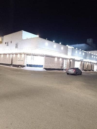 4 Bedroom Villa for Sale in North Jeddah, Jeddah - Villas for sale, with a floor and annex system