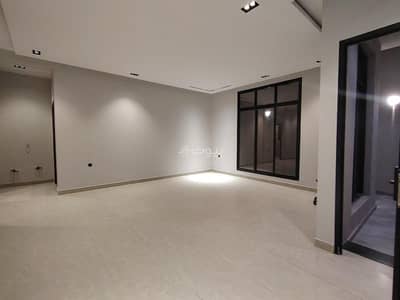 دور 5 غرف نوم للبيع في شرق الرياض، الرياض - شقة مكونة من 5 غرف نوم للبيع في قرطبة، الرياض