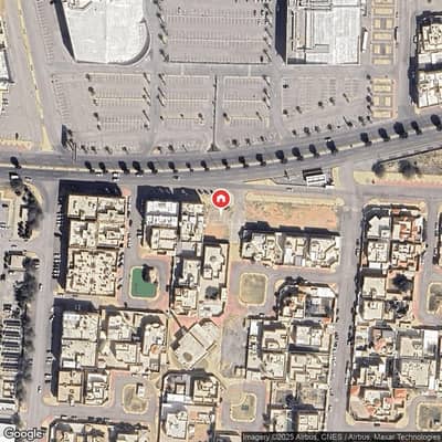 Commercial Land for Sale in Al Salhiyah, Unayzah - For sale: a commercial land in the city of Unaizah with an area of 744 square meters.