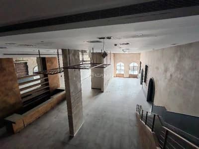 معرض  للايجار في شمال الرياض، الرياض - صالة جاهزة للإيجار بموقع حيوى بحي الربيع