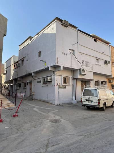 عمارة سكنية 11 غرف نوم للبيع في وسط الرياض، الرياض - عمارة سكنيه للبيع في الغبيراء، الرياض