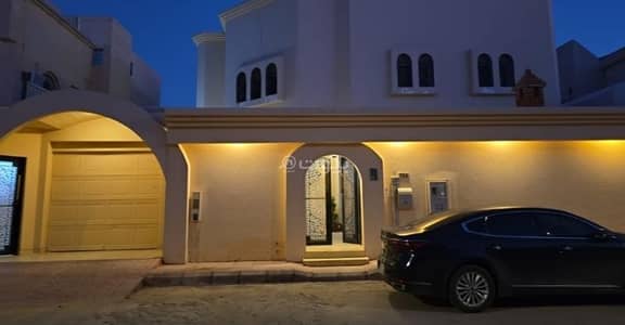 فیلا 4 غرف نوم للبيع في شرق الرياض، الرياض - فيلا للبيع في حي الملك فيصل، الرياض
