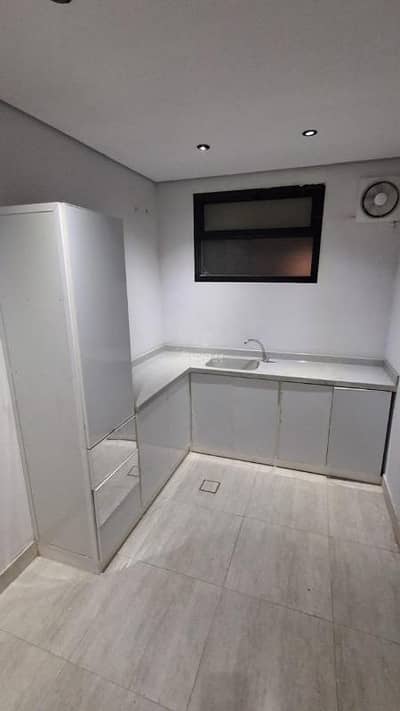 1 Bedroom Apartment for Rent in Central Riyadh, Riyadh - Residential units for rent