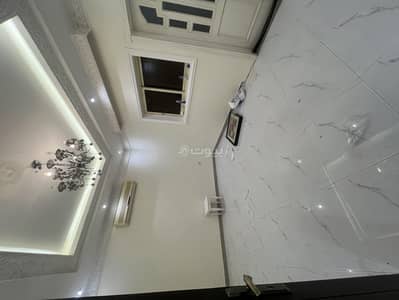 فلیٹ 3 غرف نوم للايجار في غرب الرياض، الرياض - شقة للايجار في حي لبن الشرقي